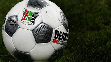 ‘NEC en PEC azen op talentvol Feyenoord-duo’