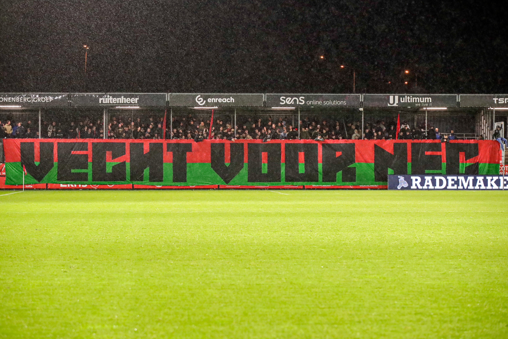 Ticketshop overladen door bezoekers; NEC-Vitesse uitverkocht
