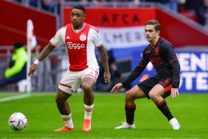 Ajax wil in Nijmegen weg naar boven voortzetten: Willen aansluiting bij top-4