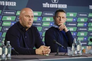Meijer als opvolger Slot? 'Een van tactisch meest geschoolde Eredivisie-trainers'